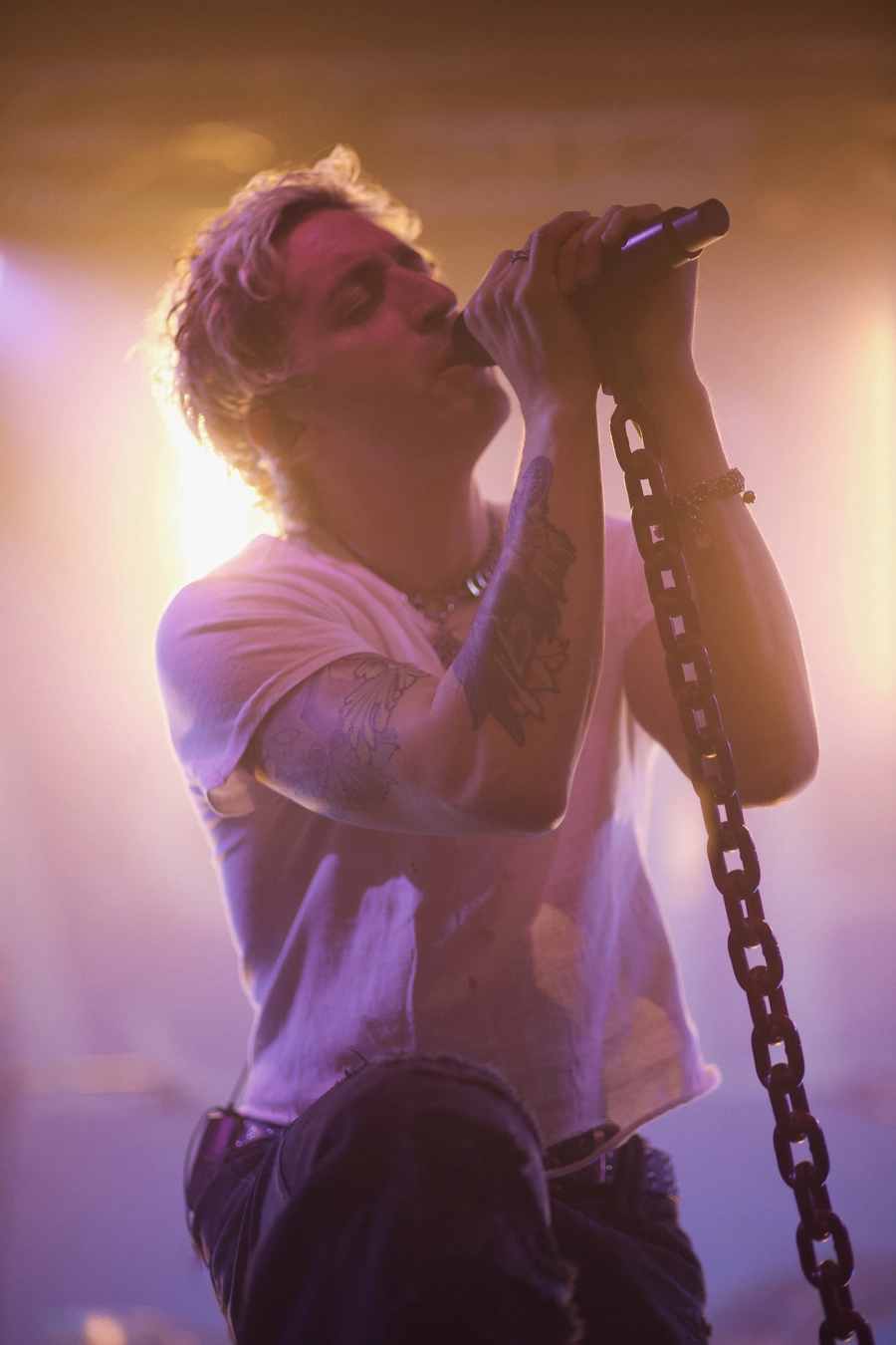 Concert | Ashen