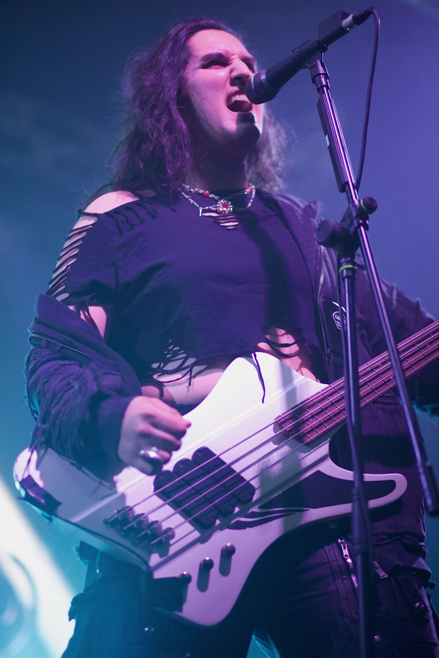Concert | Ashen