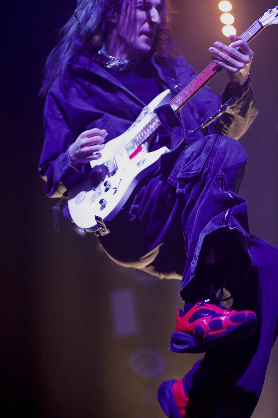 Concert | Ashen