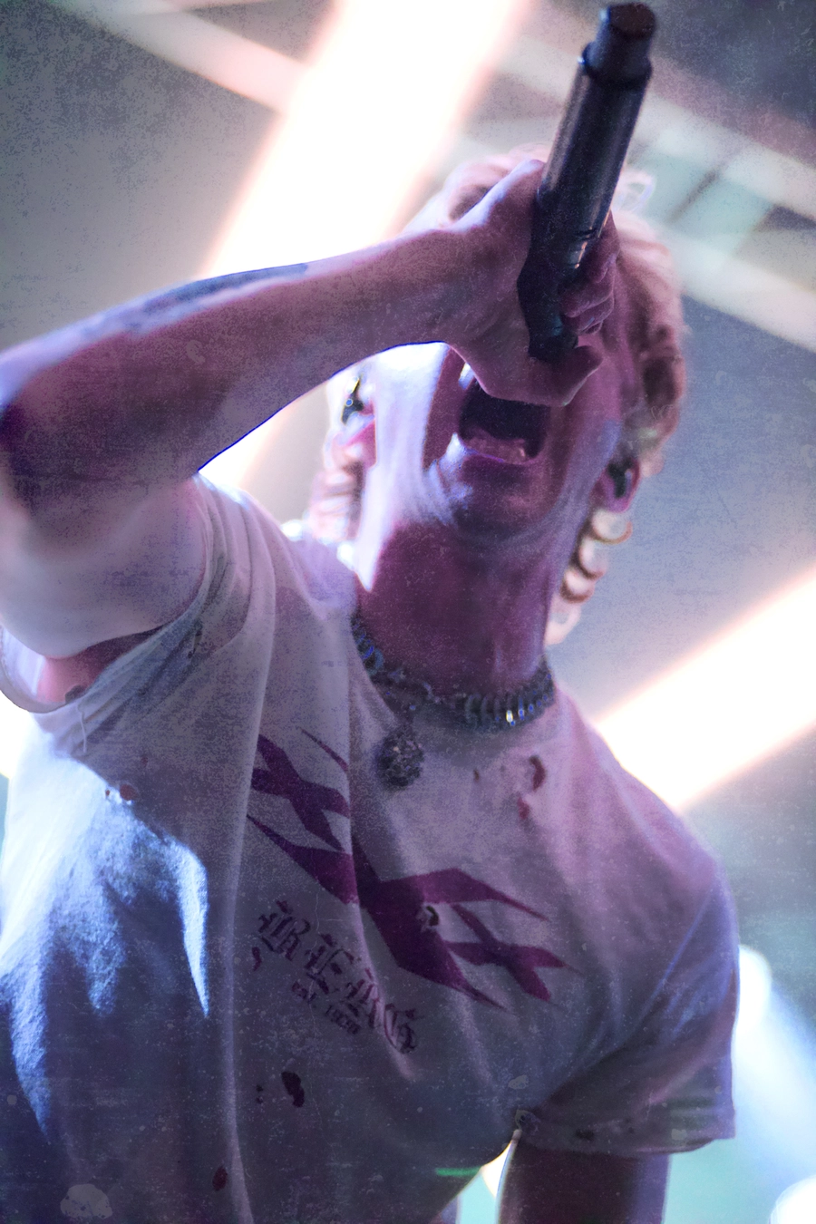 Concert | Ashen
