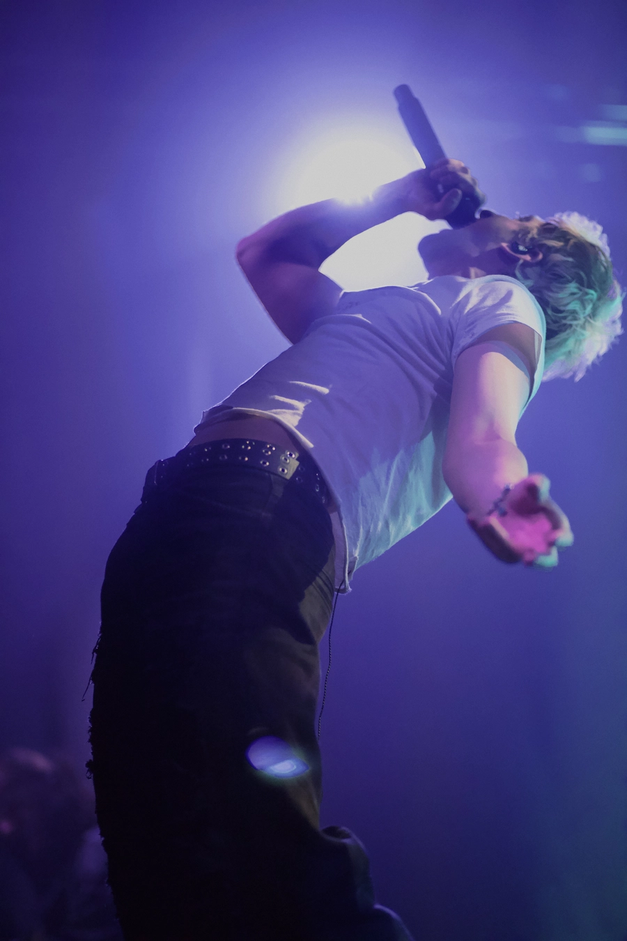 Concert | Ashen