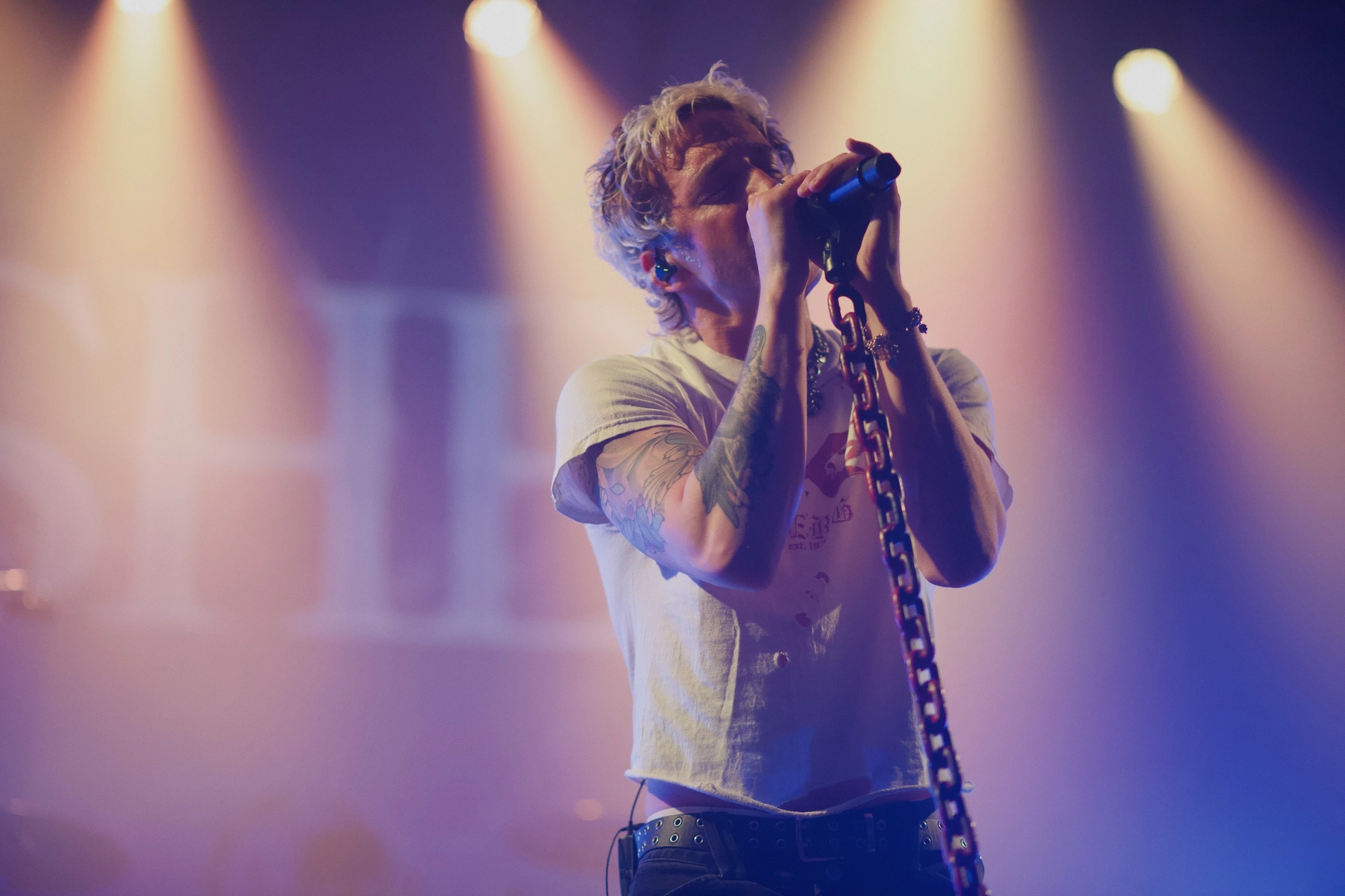 Concert | Ashen