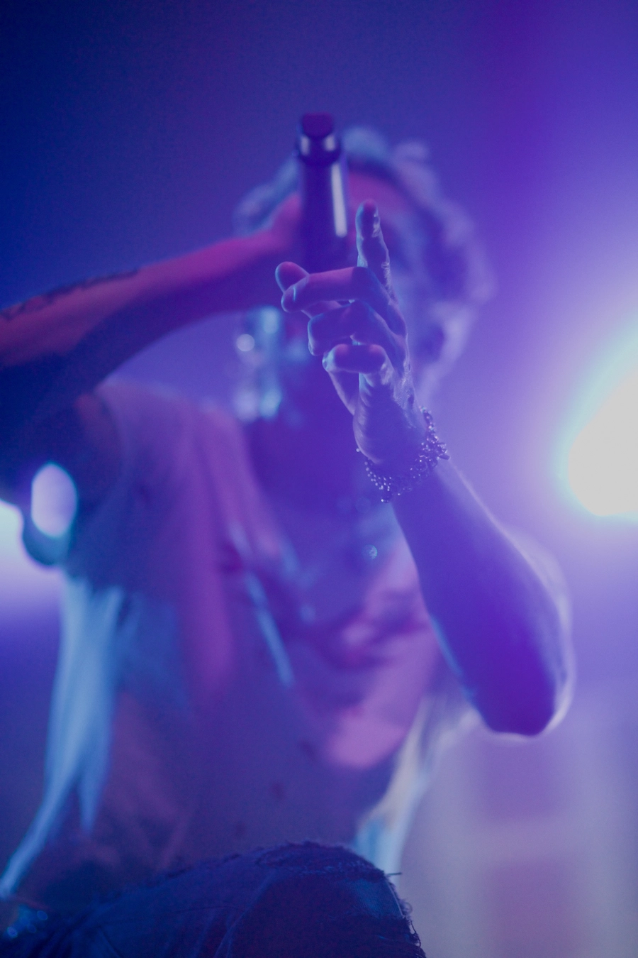 Concert | Ashen