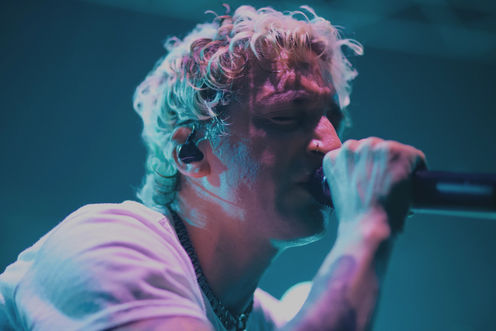 Concert | Ashen
