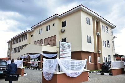 the-newly-commissioned-149-bed-maternal-and-child-centre-in-alimosho-general-hospital-igando-on-thursday-october-3-2019.-1024x683.jpg