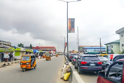 Lamp-Poles-Along-Ago-Okota-Road-By-Market-Square-(20)-36.webp