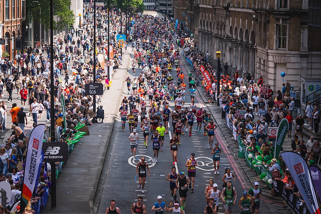 Road to Six Stars: The Ultimate Guide to the London Marathon