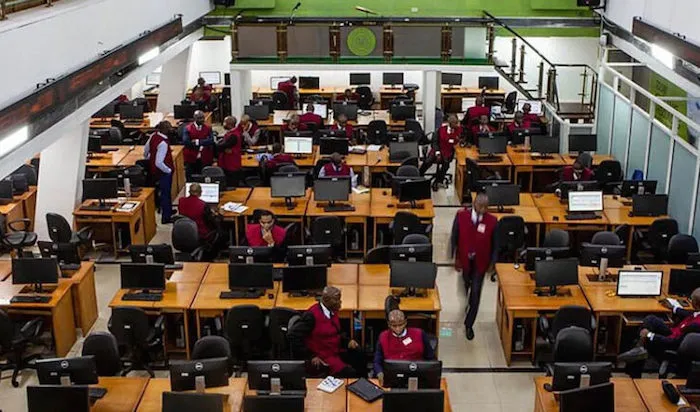 Nigerian Stock Market Climbs 2.2% Amidst Oil Surge, Analysts Eye Key Earnings
