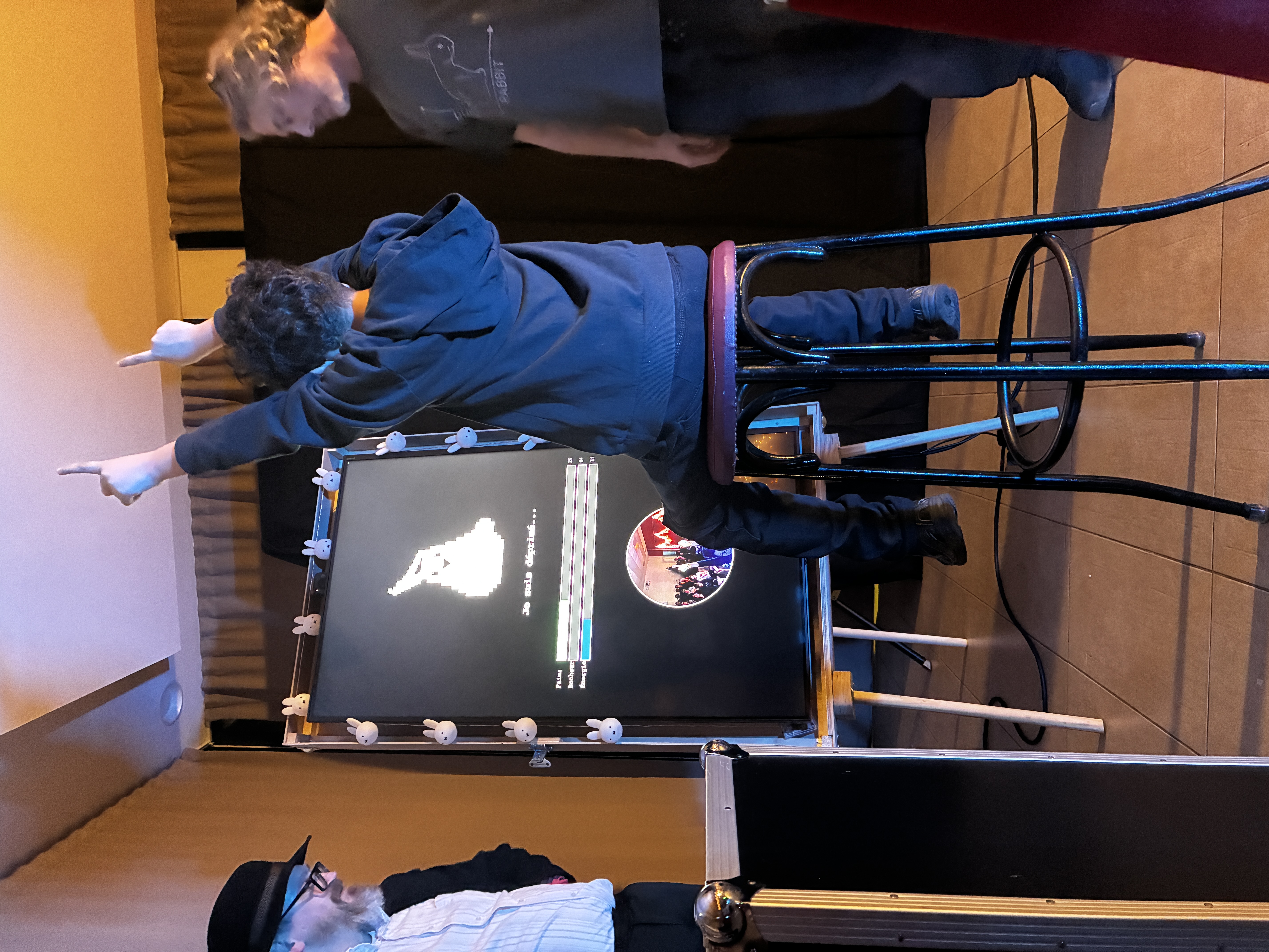 Mon Lap-1 & the useless machines 7