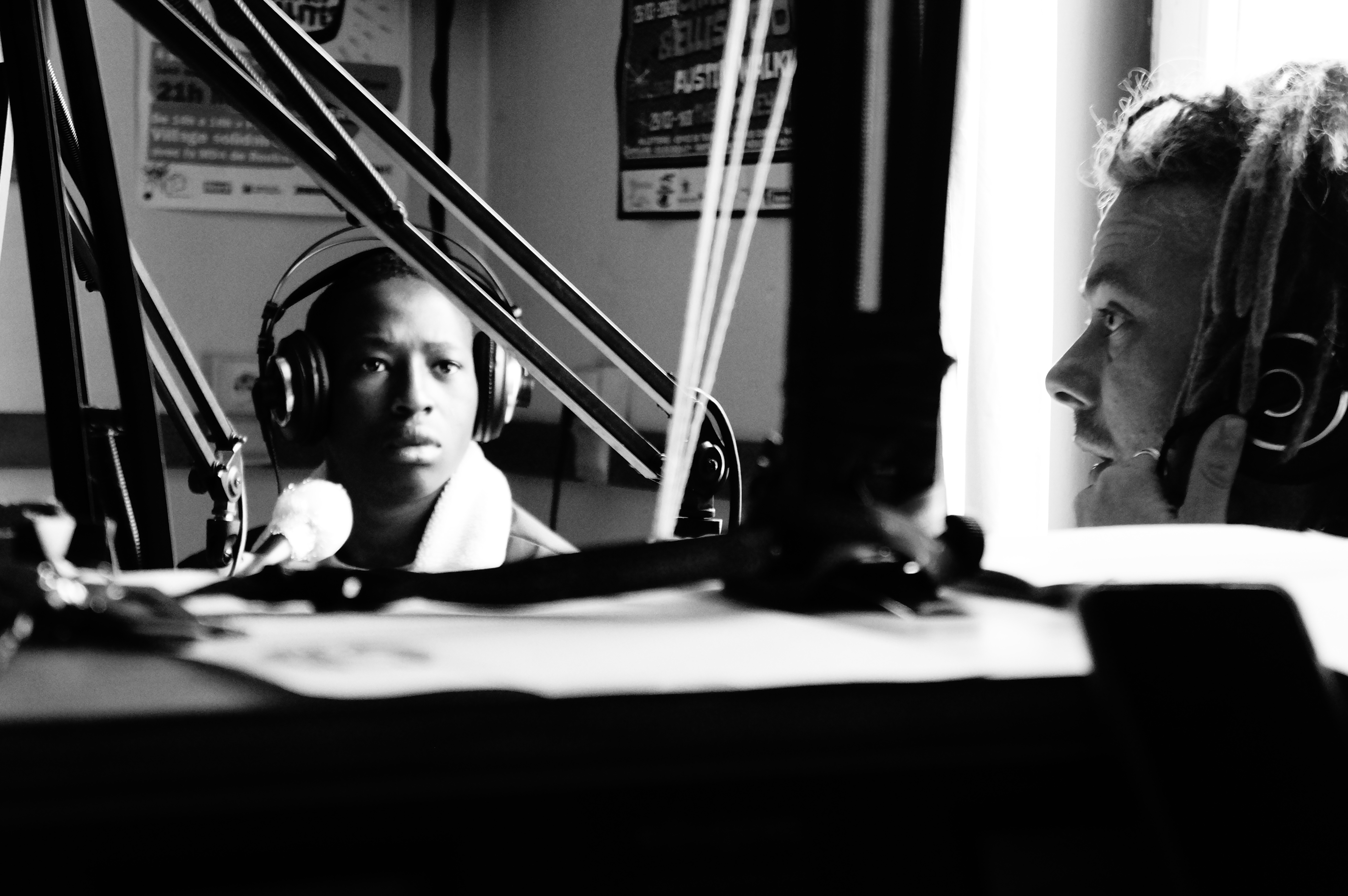 La terre dans le dos (livre) 1