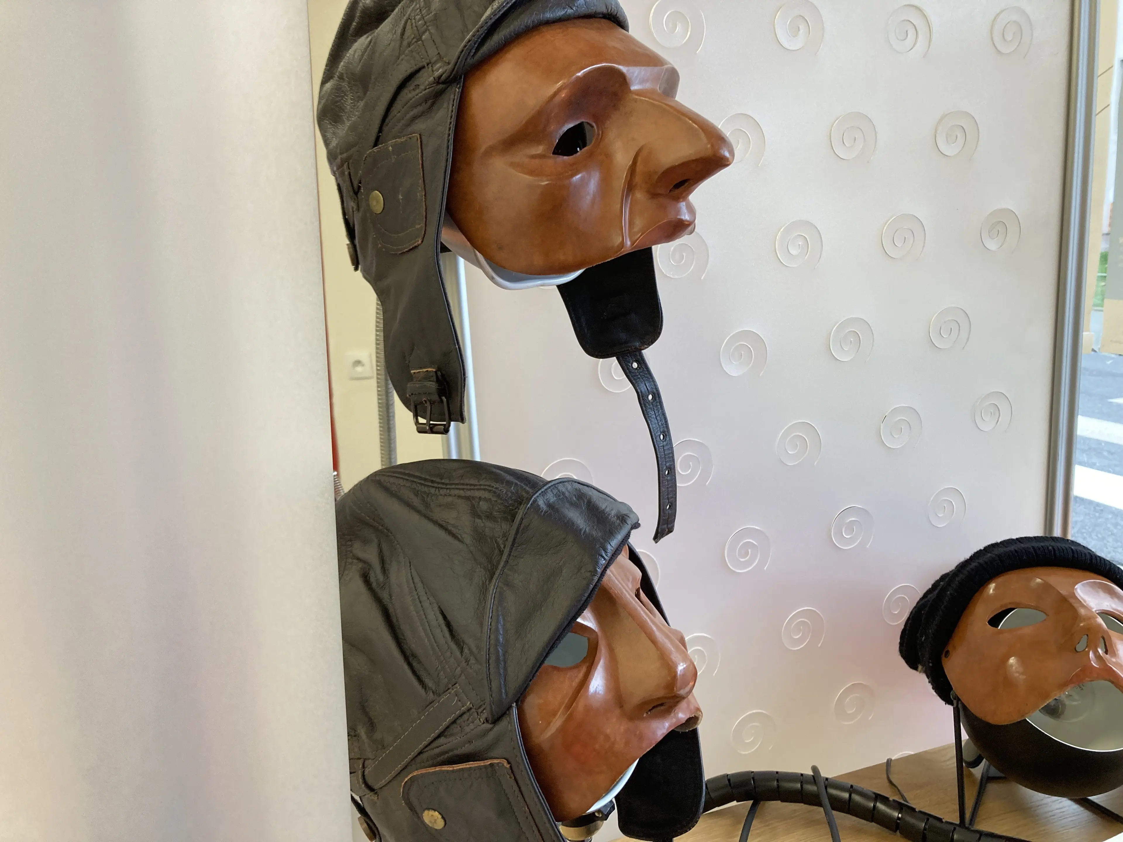 Bakélite Singer – image 5 sur 9