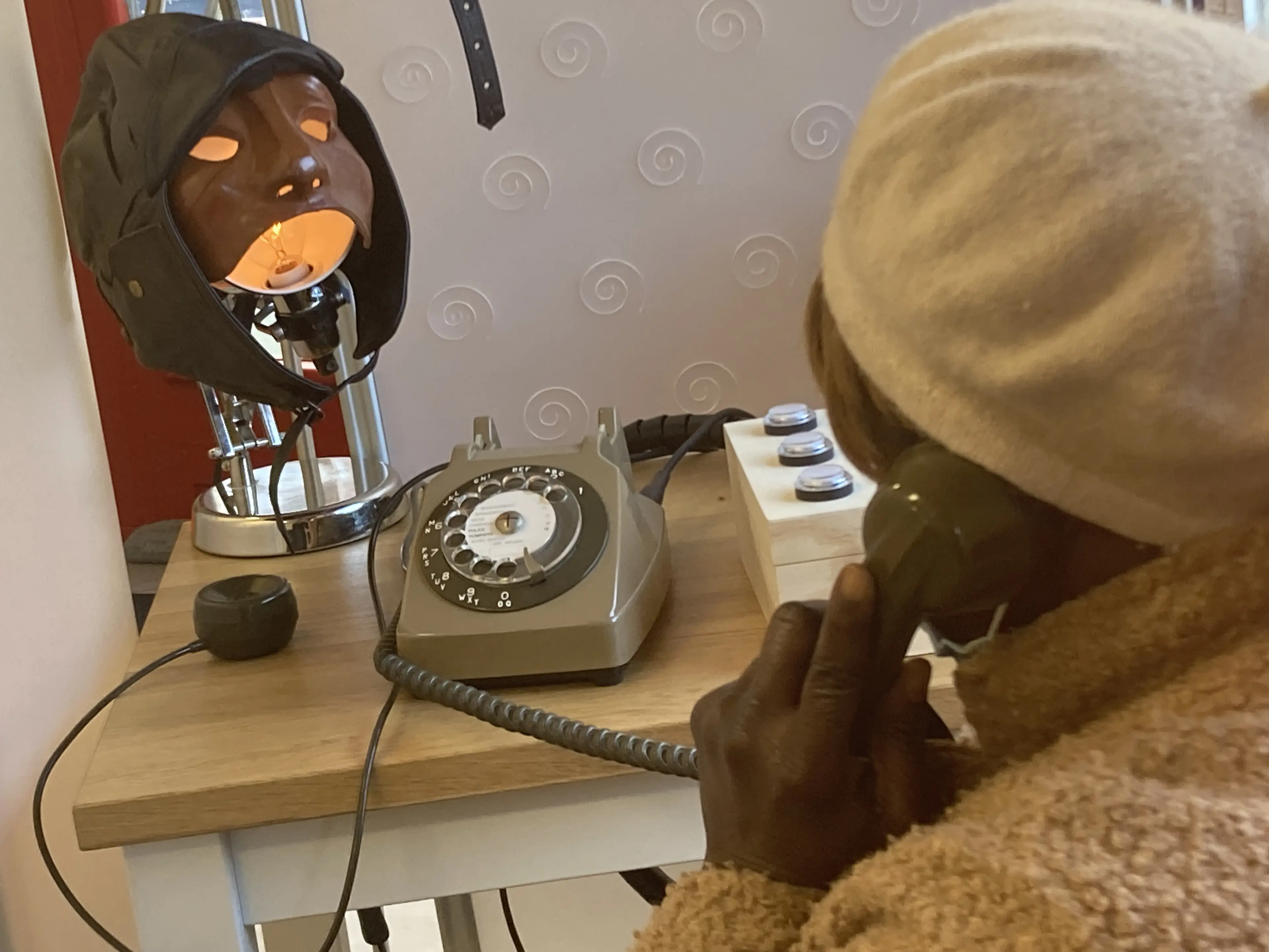 Bakélite Singer – image 6 sur 9