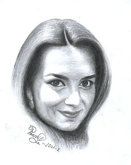 Graphite pencil portrait of a young woman