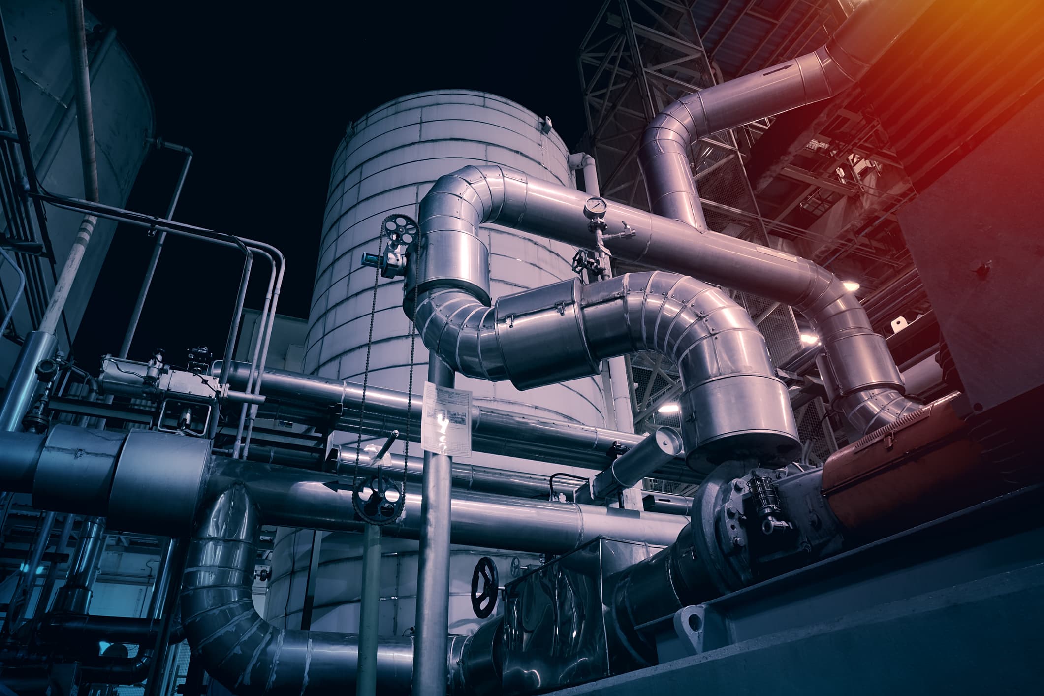 Heat exchanges and manifolds