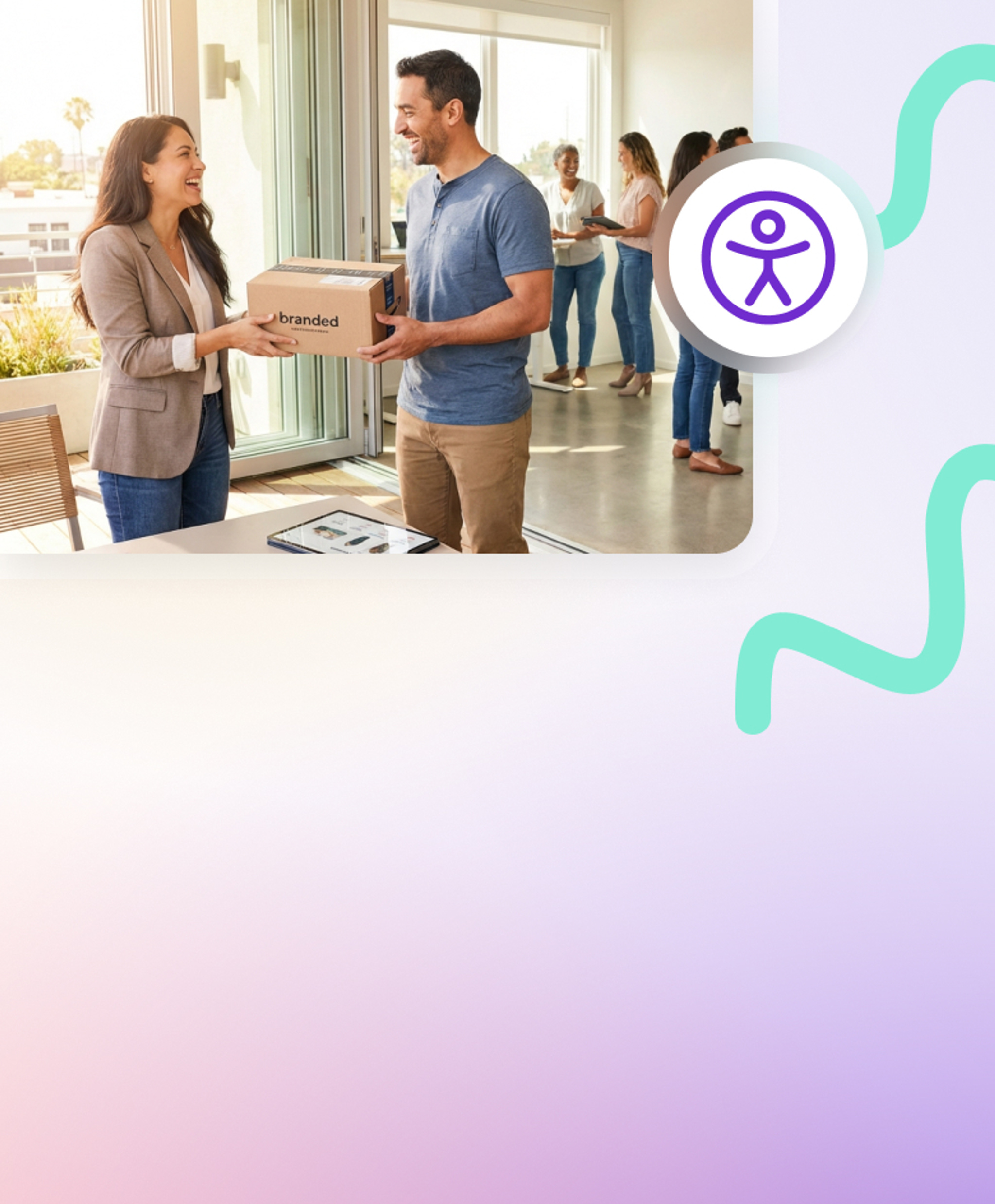 The picture of two happy people, holding a pakage. On top of the picture ist a accessability icon and a blue badge with a checkmark and "WCAG" written on it.