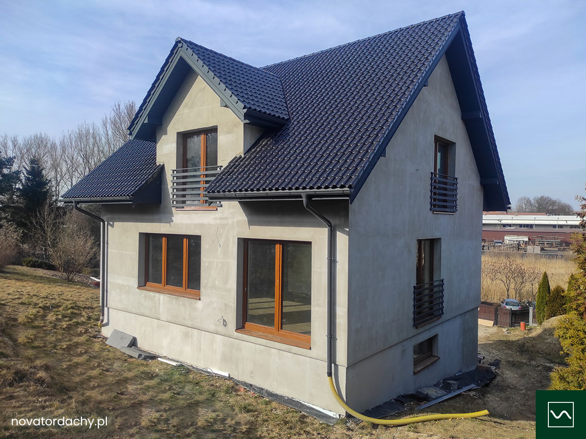 Energooszczędna stolarka Vetrex V82 Złoty Dąb i dachówka ceramiczna premium Meyer-Holsen Zwilling