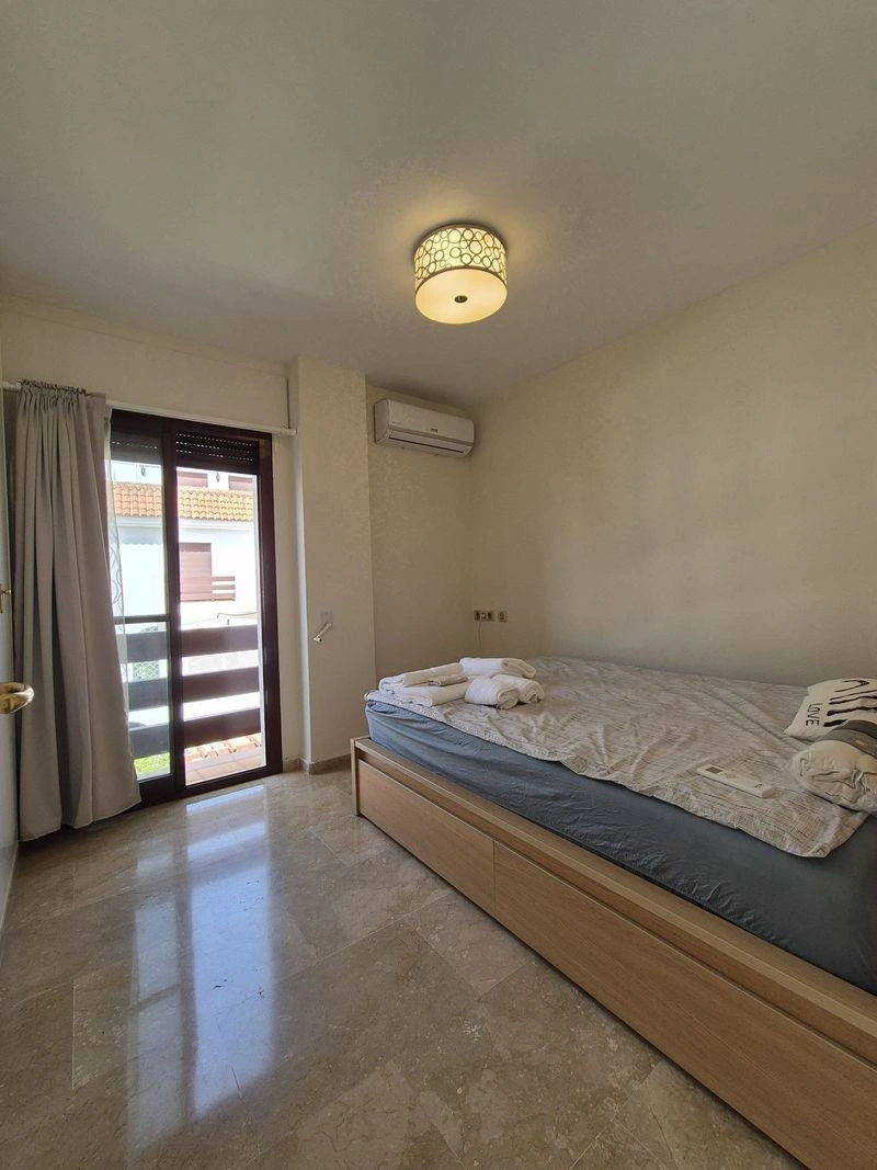 Two Levels of Golden Mile for €498,000 — image 8