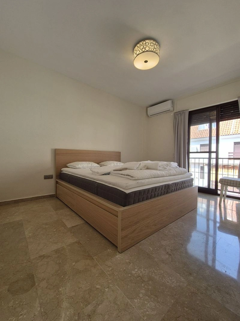 Two Levels of Golden Mile for €498,000 — image 17