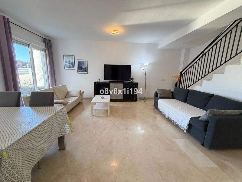 Golf Resort Duplex with Sea Views, Estepona — image 1