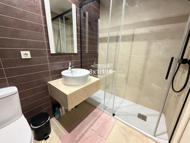 Golf Resort Duplex with Sea Views, Estepona — image 6