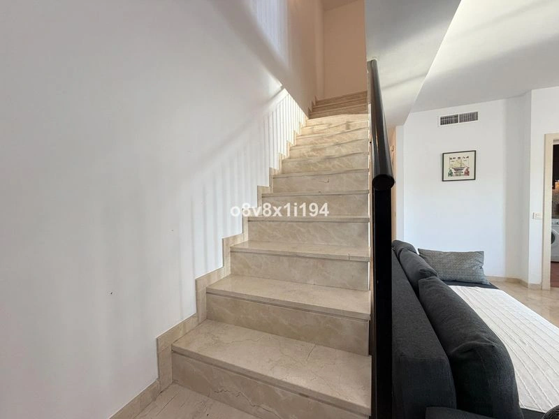 Golf Resort Duplex with Sea Views, Estepona — image 28