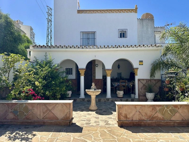 Three Floors of Andalusian Calm for €247,000 — image 3