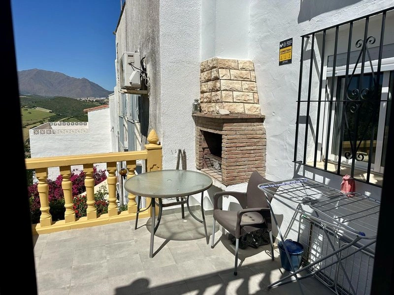 Three Floors of Andalusian Calm for €247,000 — image 12