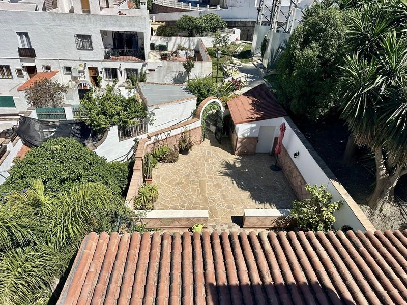 Three Floors of Andalusian Calm for €247,000 — image 33