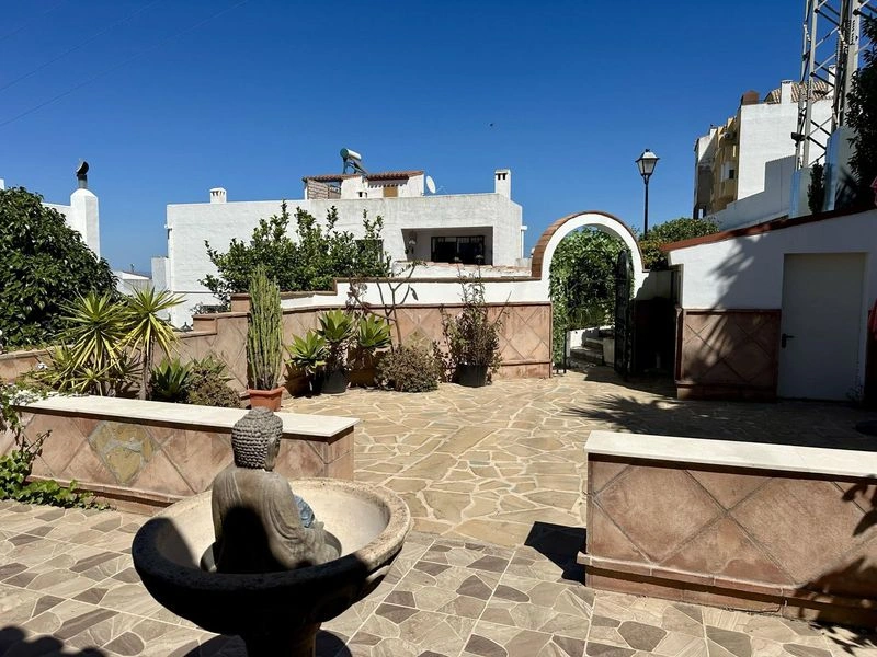 Three Floors of Andalusian Calm for €247,000 — image 42