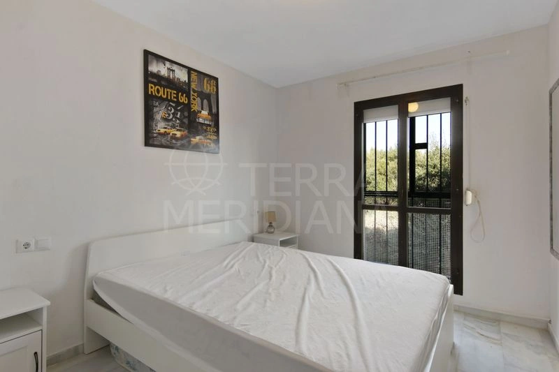 Three Sides of Light for €235,000 in Estepona — image 10