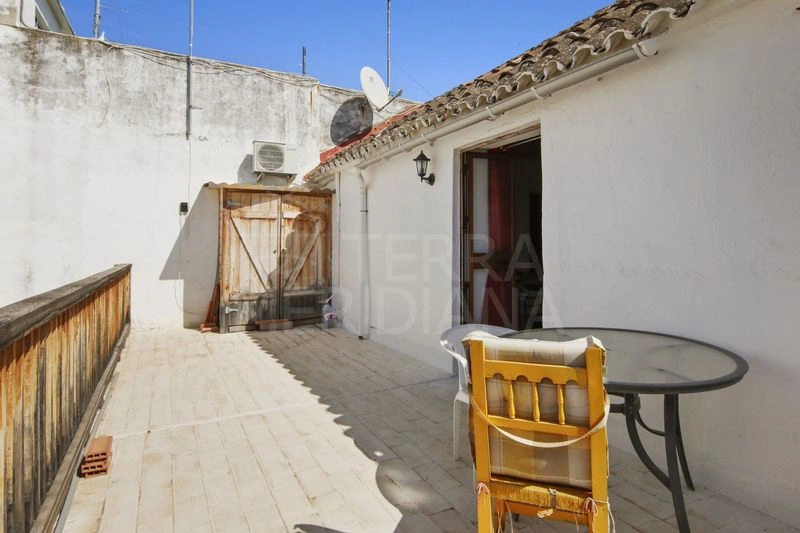 A Patio, a Pergola, and 450 Metres to the Sea — image 5