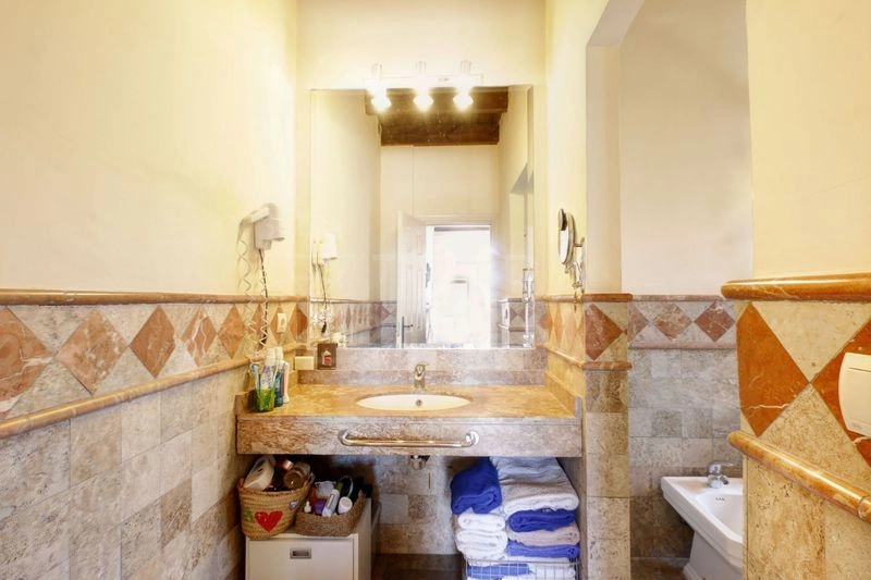 Hotell-takvåning med havsutsikt för 448 000 € i Estepona — image 17