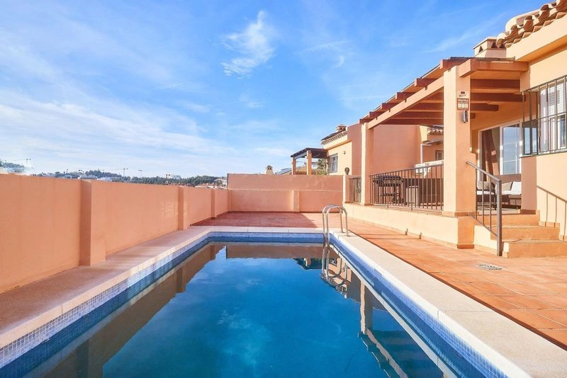 Een villa met geheime kelder voor €550.000 in El Faro — image 7