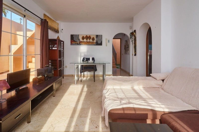 Een villa met geheime kelder voor €550.000 in El Faro — image 19