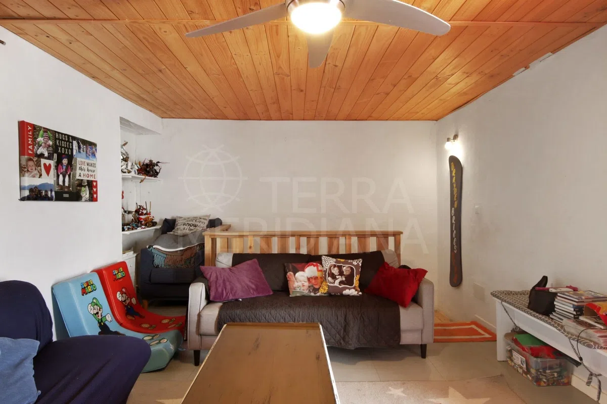 A Patio, a Pergola, and 450 Metres to the Sea — image 3