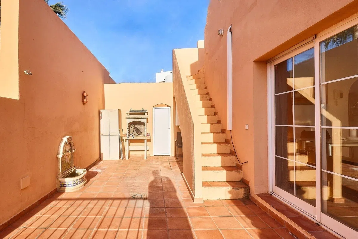 A Villa with a Secret Basement for €550,000 in El Faro — image 12