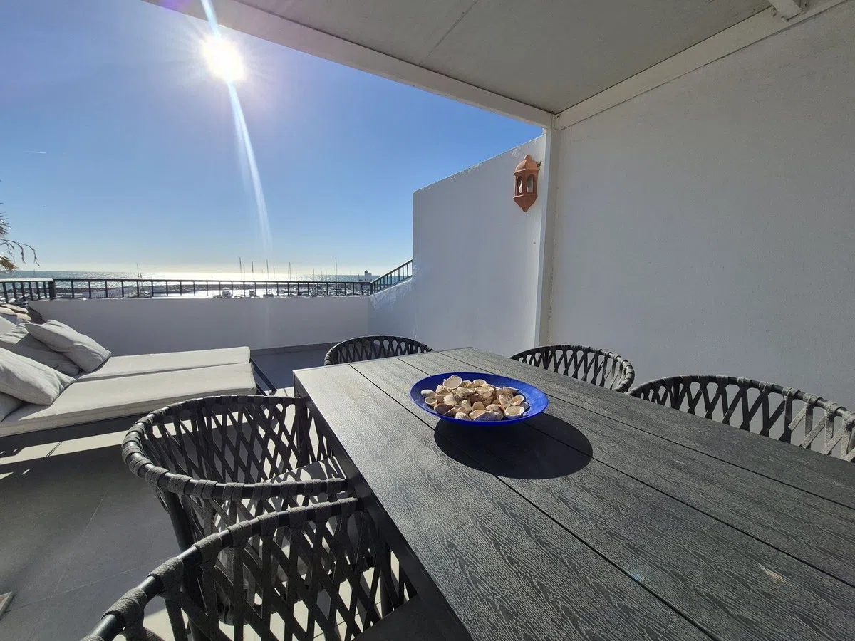 Penthouse Duplex with Marina Views and Rental Licence, La Duquesa — image 11