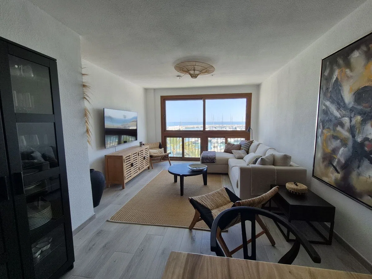 Penthouse Duplex with Marina Views and Rental Licence, La Duquesa — image 21