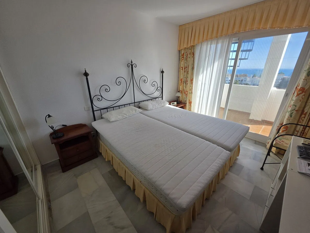 Penthouse med panoramisk havsutsikt, Calahonda — image 9