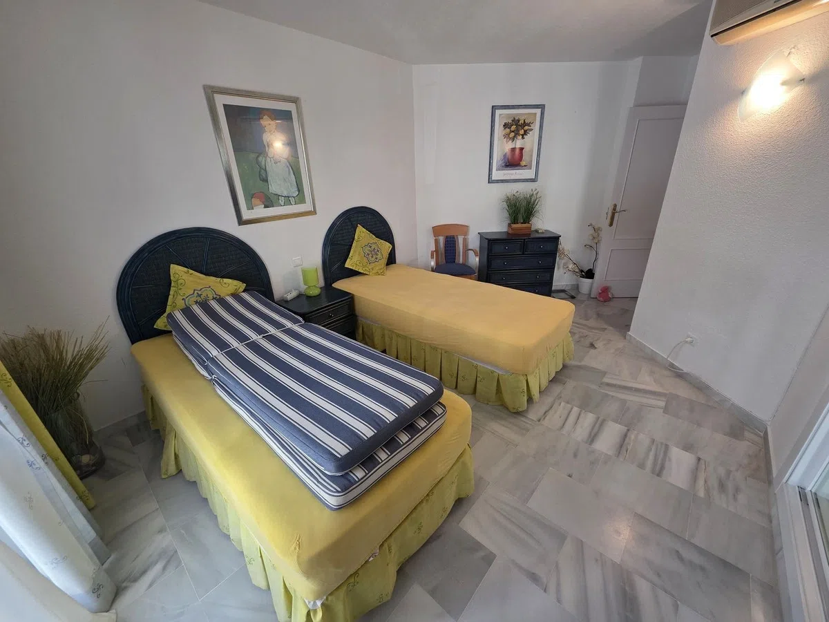 Penthouse med panoramisk havsutsikt, Calahonda — image 14