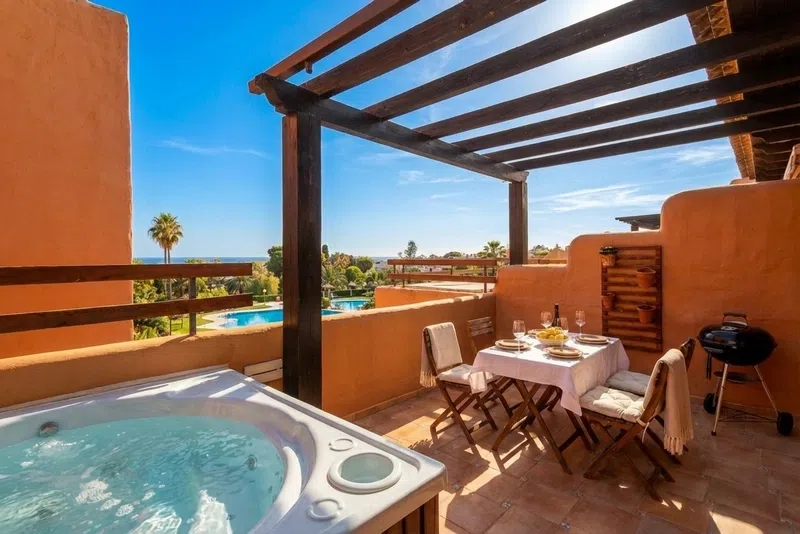 A Hotel Penthouse with Sea Views for €448,000 in Estepona