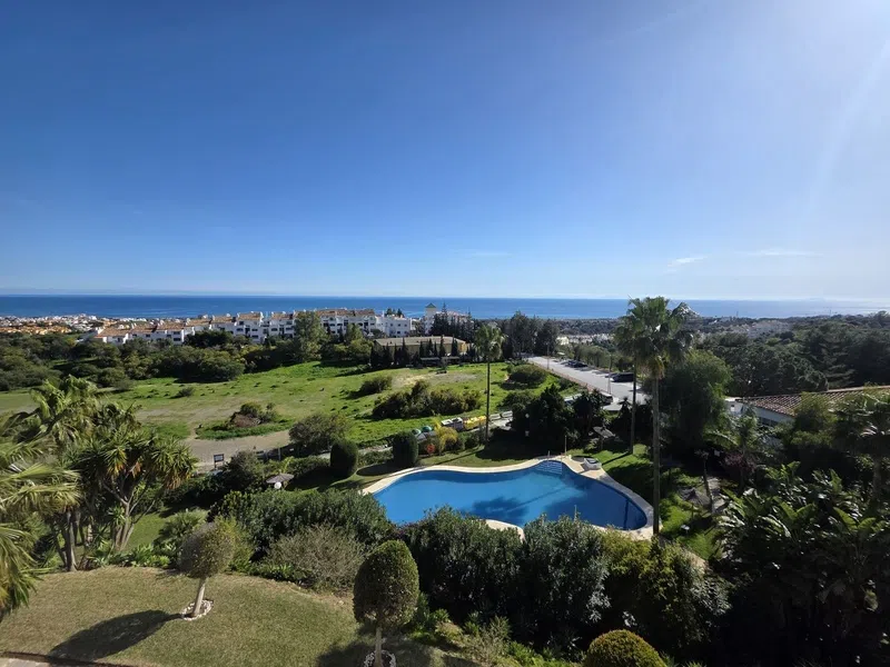 Penthouse with Panoramic Sea Views, Calahonda
