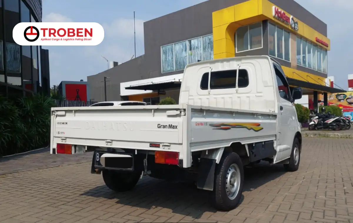 Sewa Blind Van Jakarta Depok: Solusi Pindahan Kost yang Praktis di Troben!