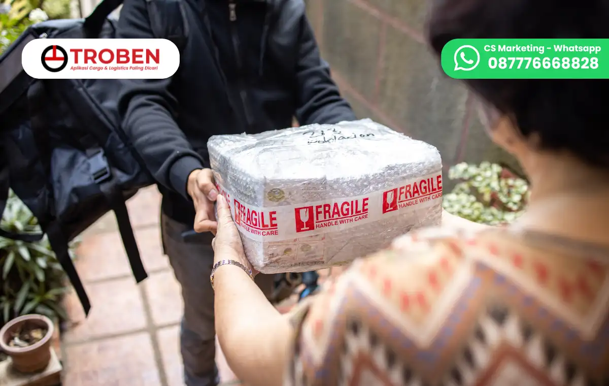 Mengenal Layanan Ekspedisi Pick up di Rumah Troben