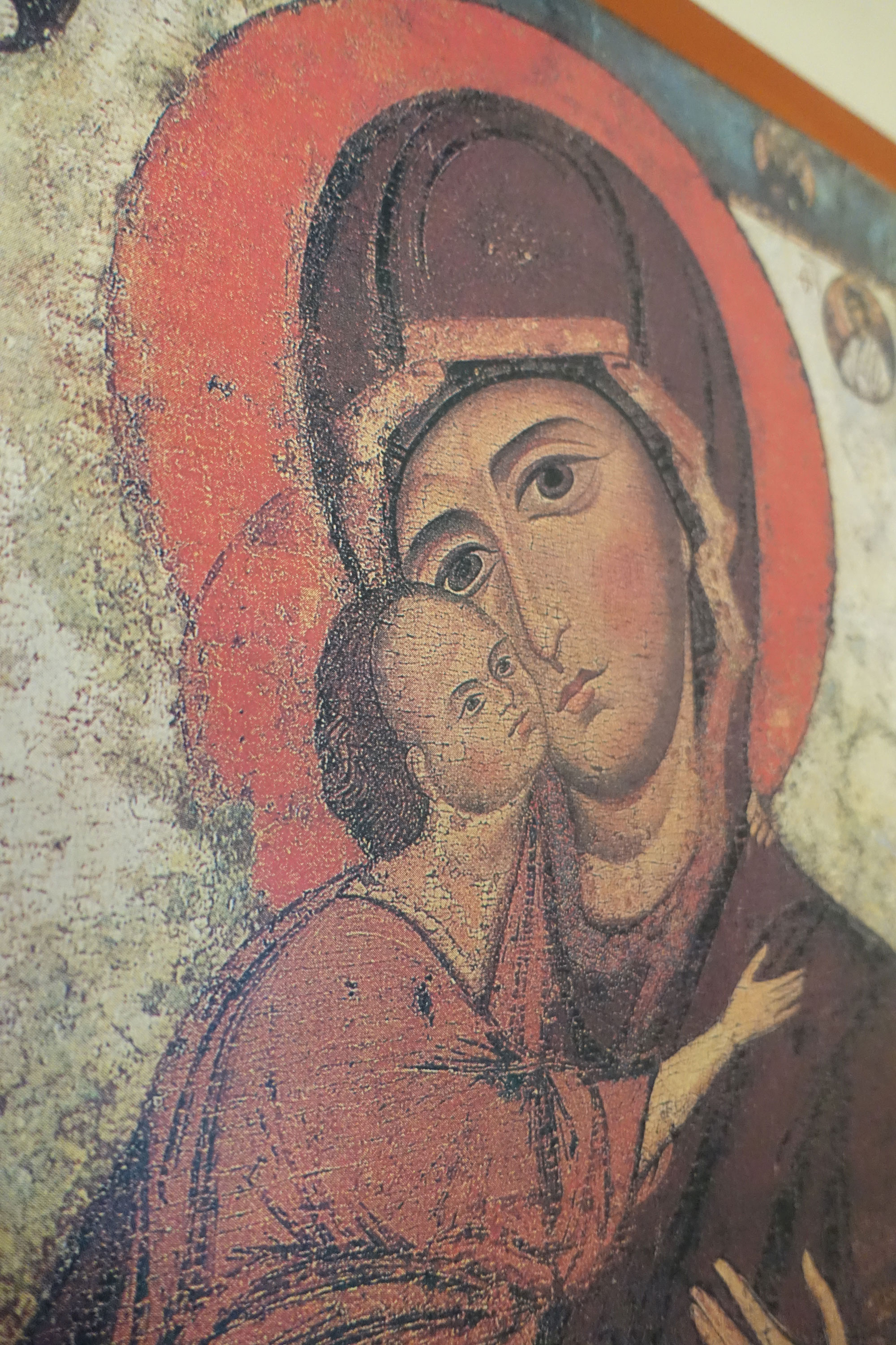 Church Interior – photo 6